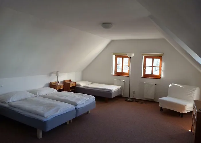 Cesky Statek Casa de hóspedes 3*