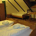Cesky Statek 3*