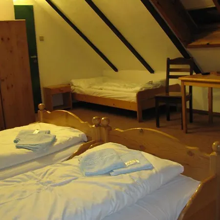 český Statek 3*
