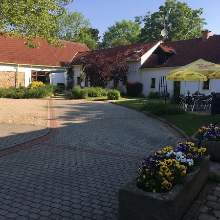 Гостевой дом Cesky Statek 3*