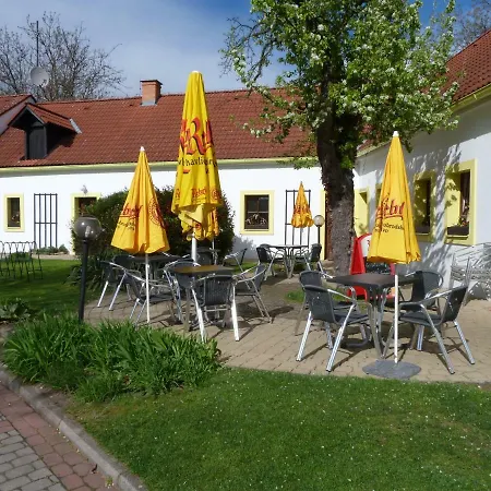 český Statek 3*